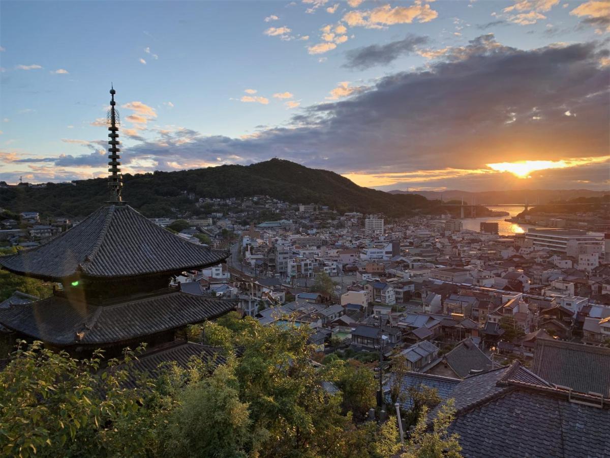 Onomichi Guest House Miharashi-Tei Eksteriør bilde
